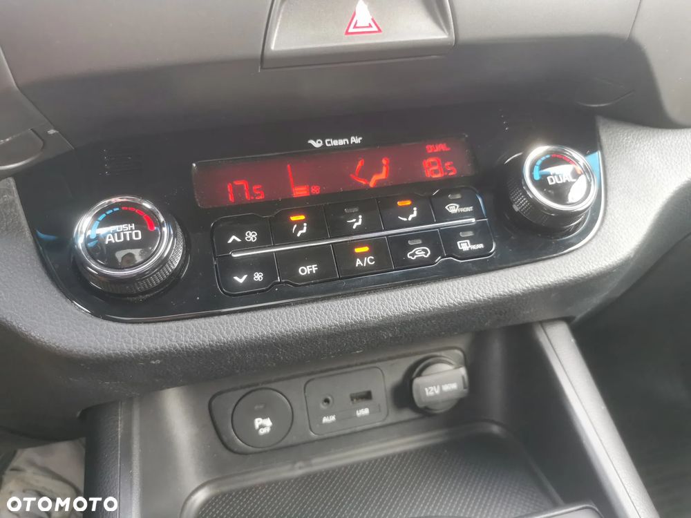 Kia Sportage 1.7 CRDI Business Line M 2WD - 22