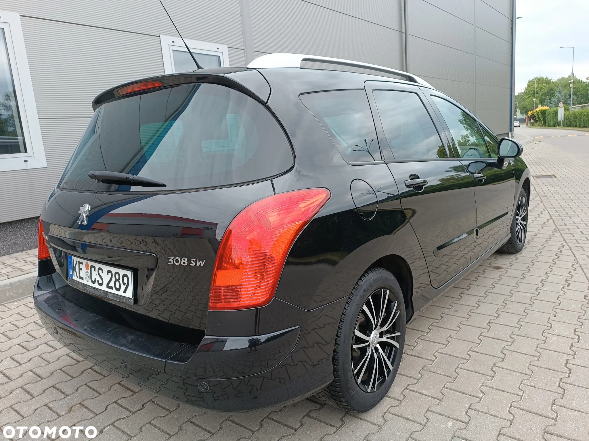 Peugeot 308 SW 120 VTi Family - 12