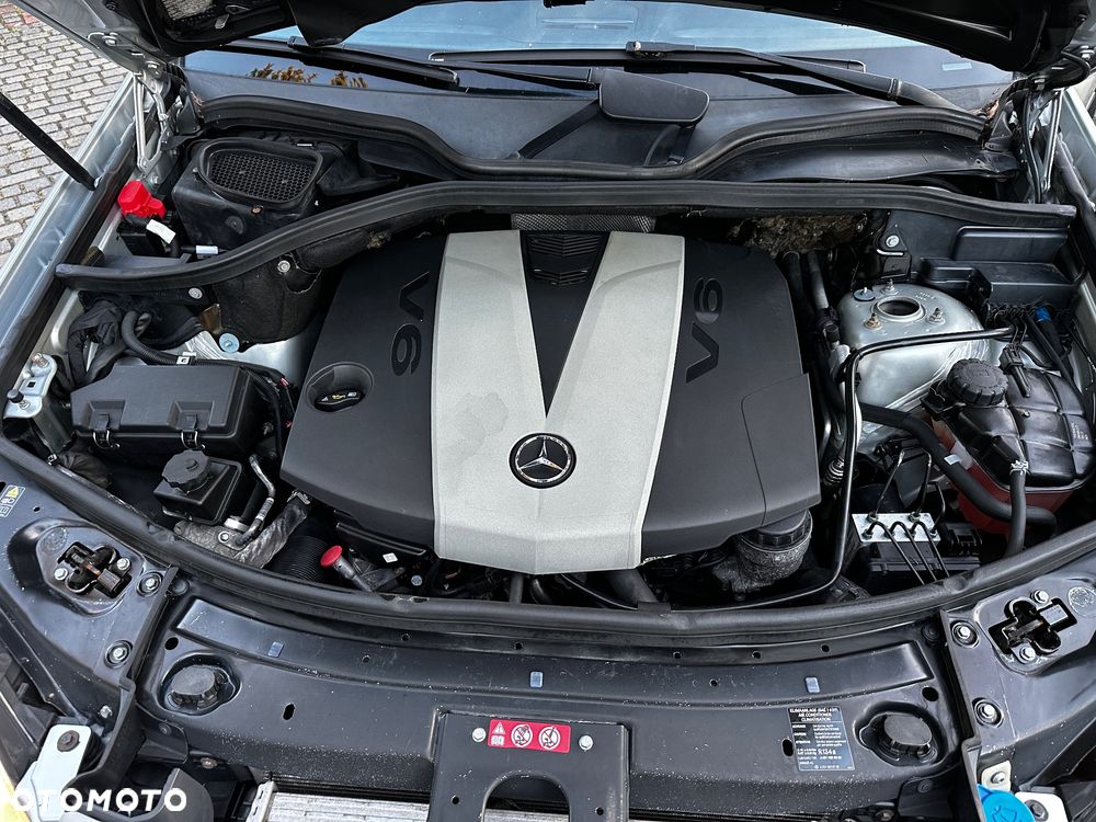 Mercedes-Benz ML 300 CDI BlueEff 4-Matic - 12