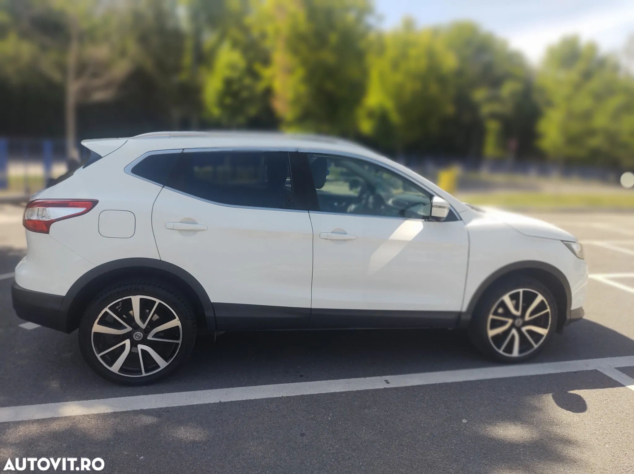 Nissan Qashqai 1.6 DCI ALL-MODE 4x4i TEKNA - 1