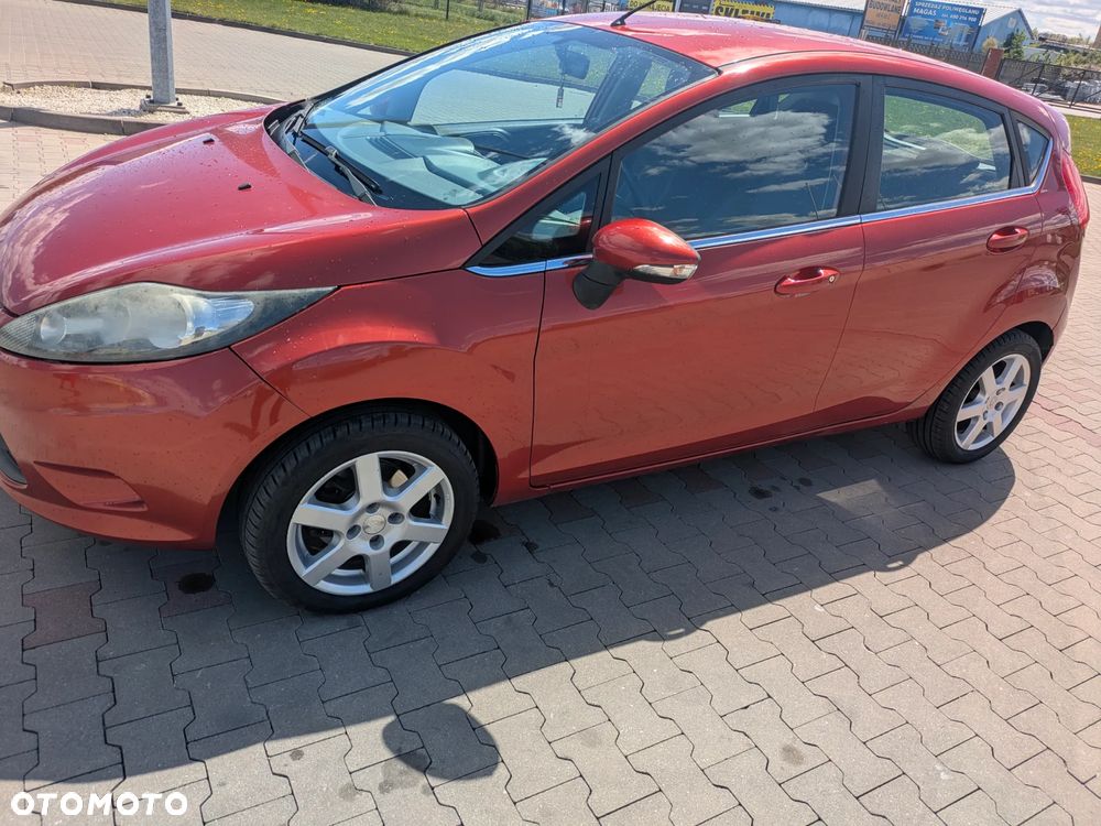 Ford Fiesta - 2