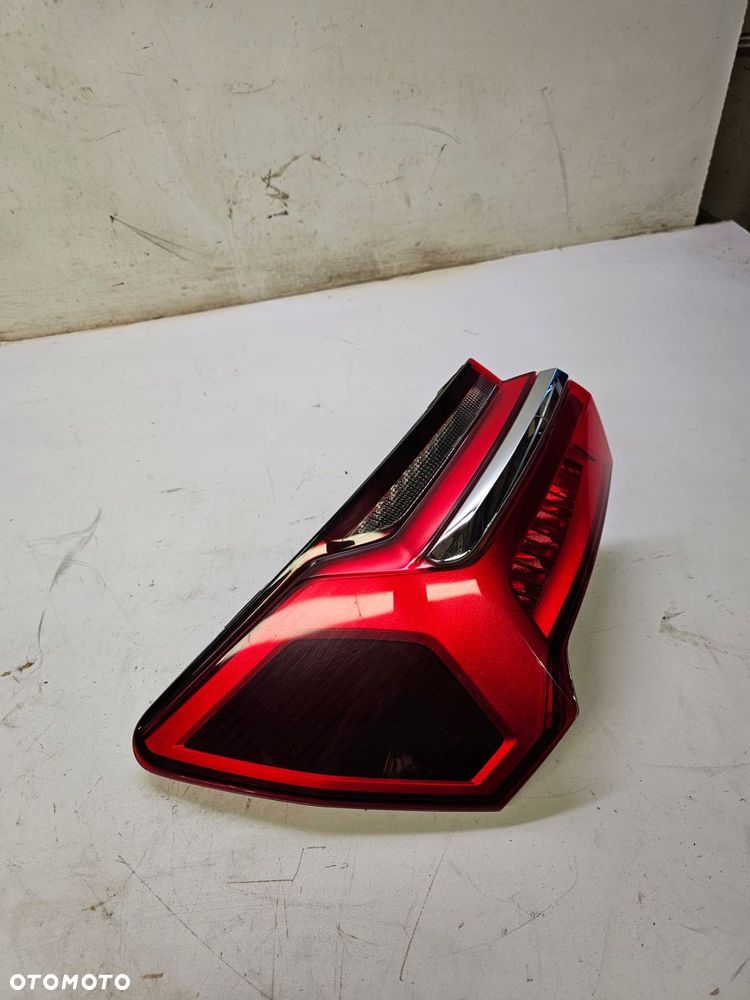 LAMPA LEWY TYŁ BŁOTNIK AUDI A6 C8 4K5945069 - 6