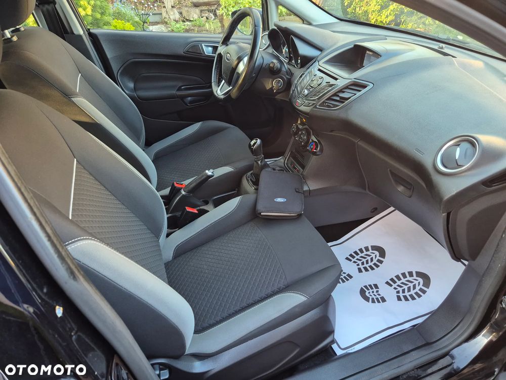 Ford Fiesta 1.25 Celebration - 9