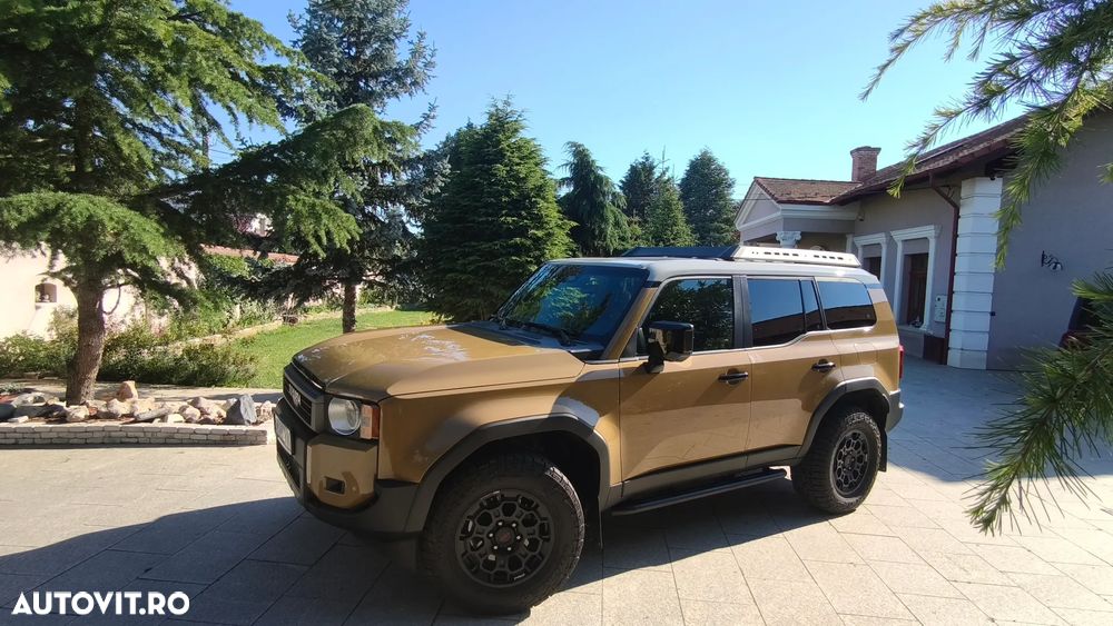 Toyota Land Cruiser 300 - 6