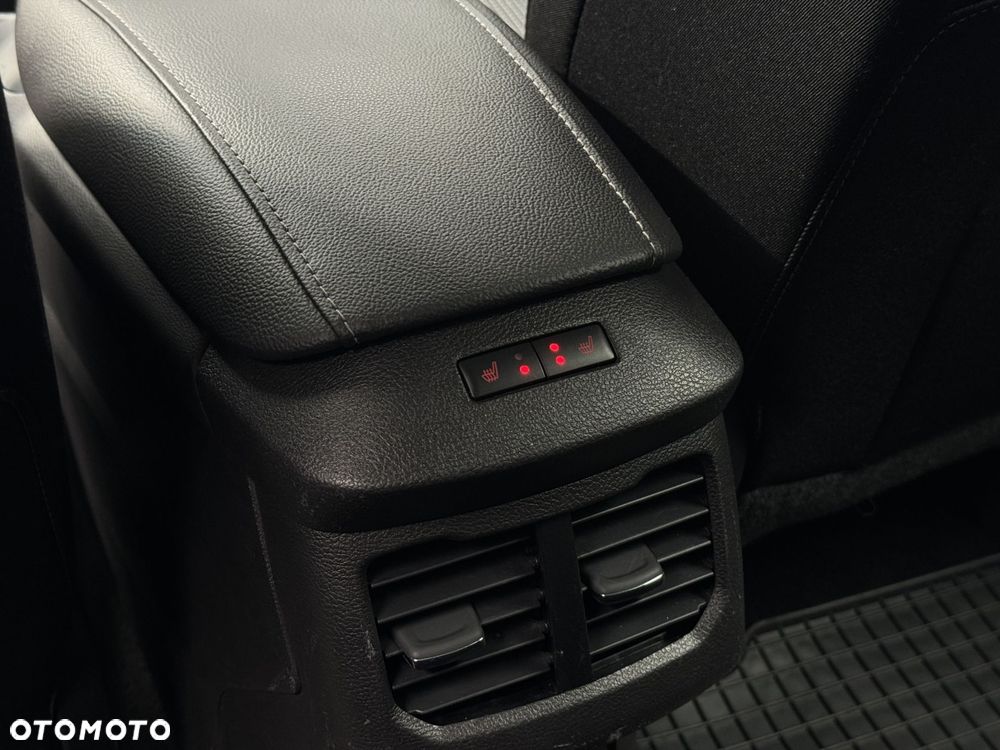 Ford Mondeo - 16