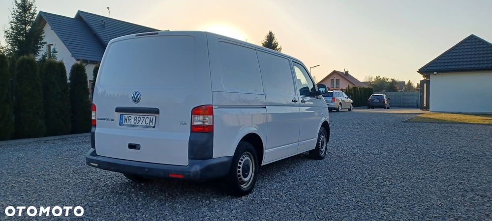 Volkswagen Transporter - 2