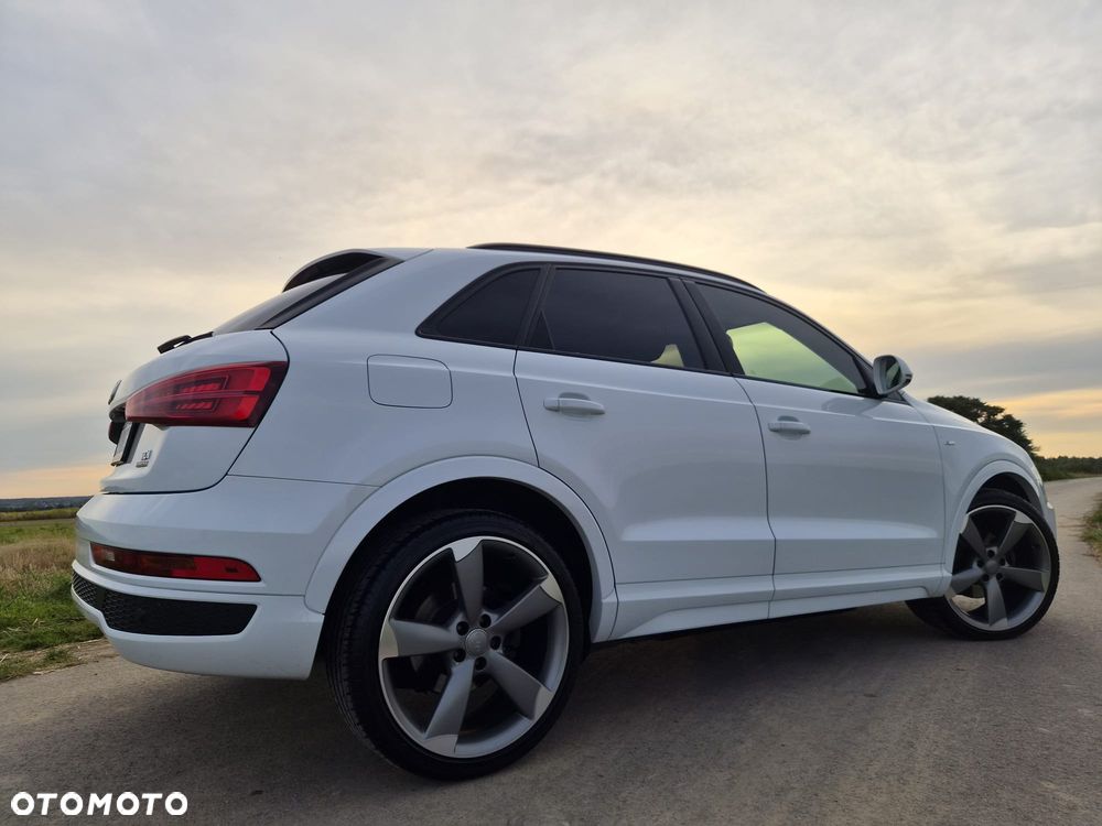 Audi Q3 35 TDI Quattro S tronic S line - 4