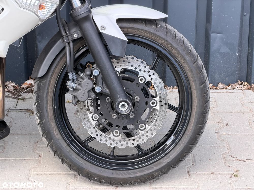 Kawasaki ER - 14