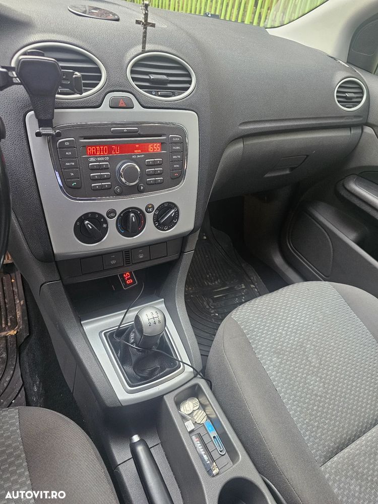 Ford Focus 1.6 TDCI Style - 16