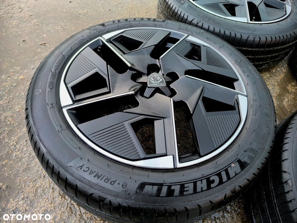5x108 Felgi Aluminiowe Alufelgi Oryginalne 19 Koła Letnie Lato J.NOWE DEMO PEUGEOT 3008 II 2 5008 II 2 408 III 3 408X GT LINE GTLINE CITROEN C5 AIRCROSS DS7 CROSSBACK DS4 II 2 OPEL GRANDLAND X Legnica ALU-RAD 205/55 MICHELIN 24r. Kropki - 10