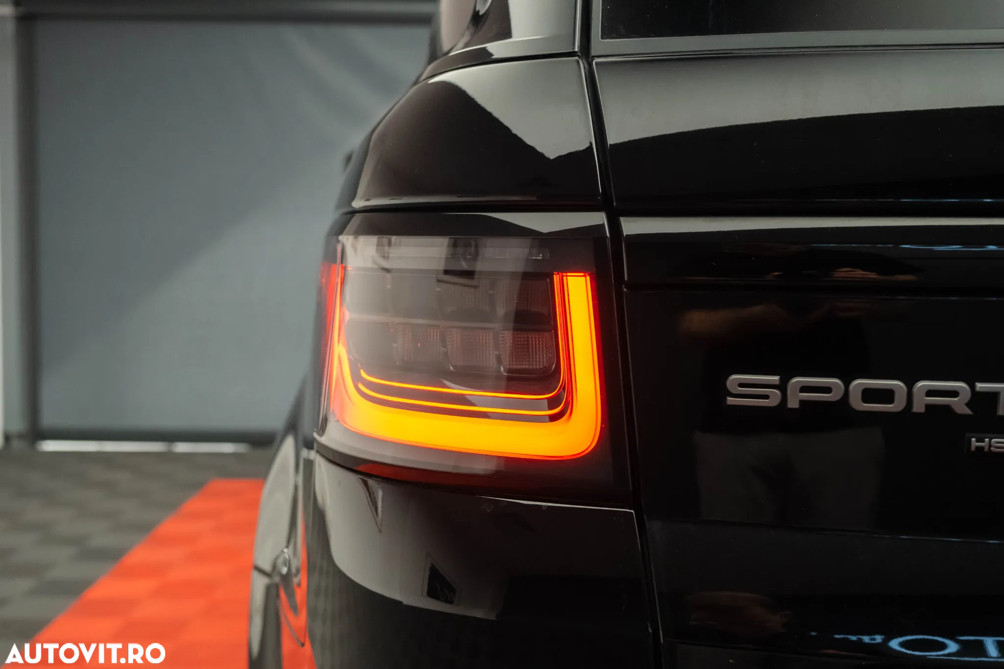 Land Rover Range Rover Sport 3.0 SDV6 HSE - 9