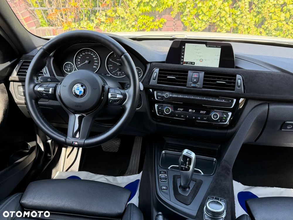 BMW Seria 3 320d xDrive M Sport - 8