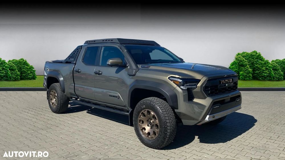 Toyota Tacoma - 7