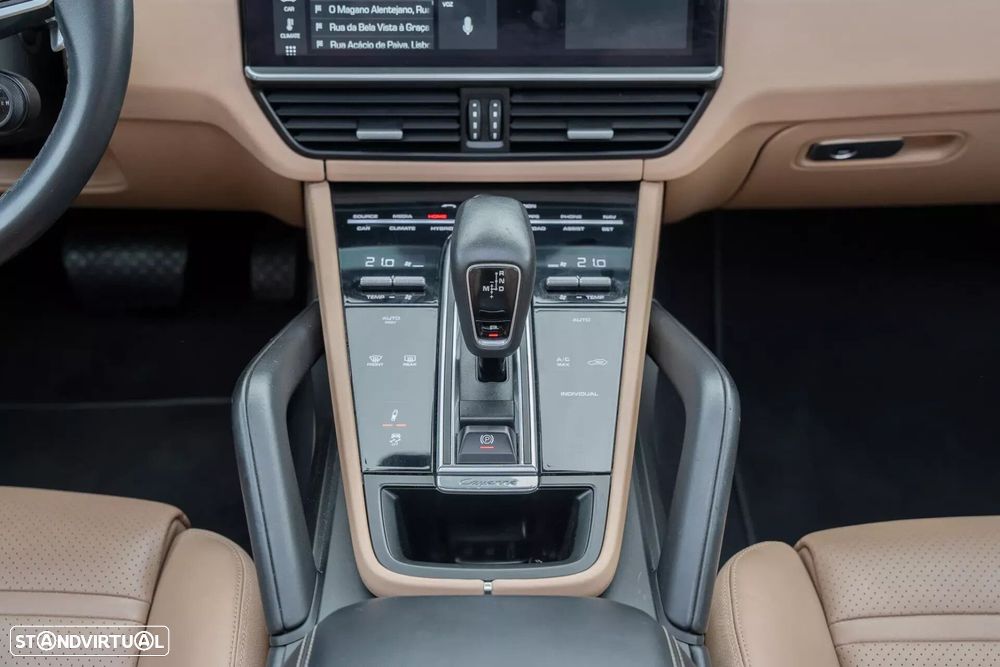 Porsche Cayenne - 18