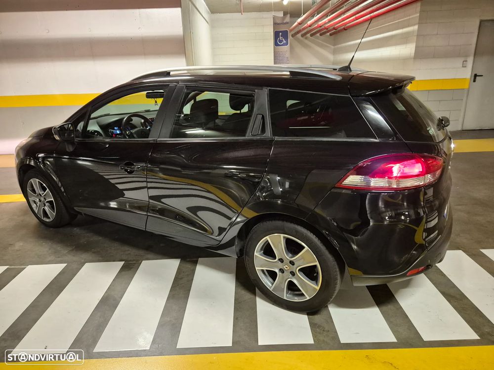 Renault Clio Sport Tourer 1.5 dCi Dynamique S - 17