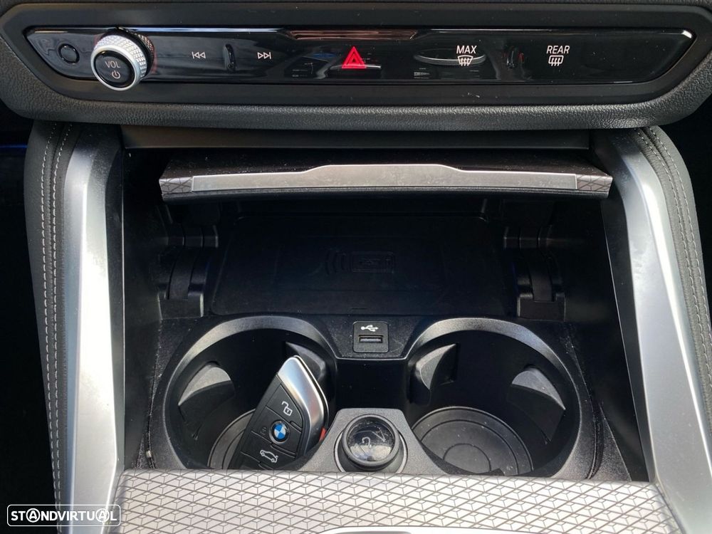 BMW i4 eDrive40 Pack Desportivo M Pro — fotografia 12