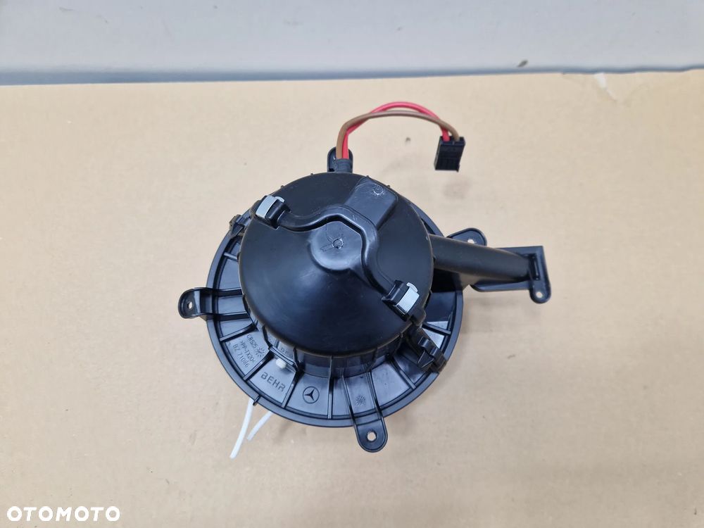 V KLASA VITO W447 WENTYLATOR WNĘTRZA NAWIEW DMUCHAWA A0008304701 - 2