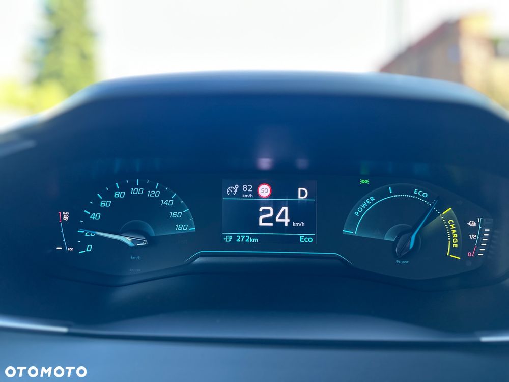 Peugeot 208 50kWh Style - 26