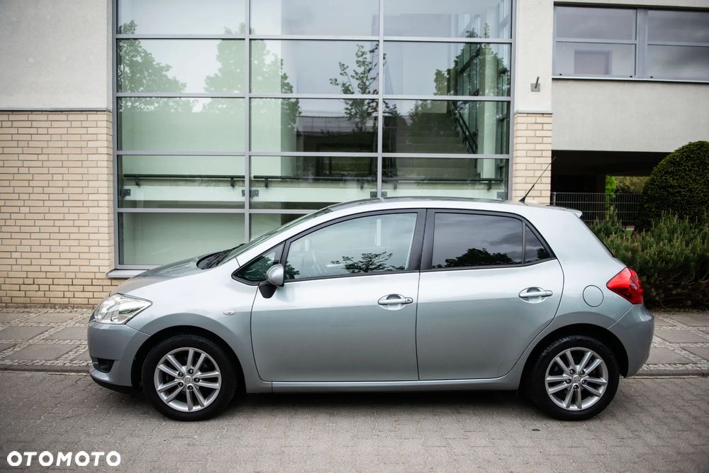 Toyota Auris 1.33 VVT-i Premium - 3