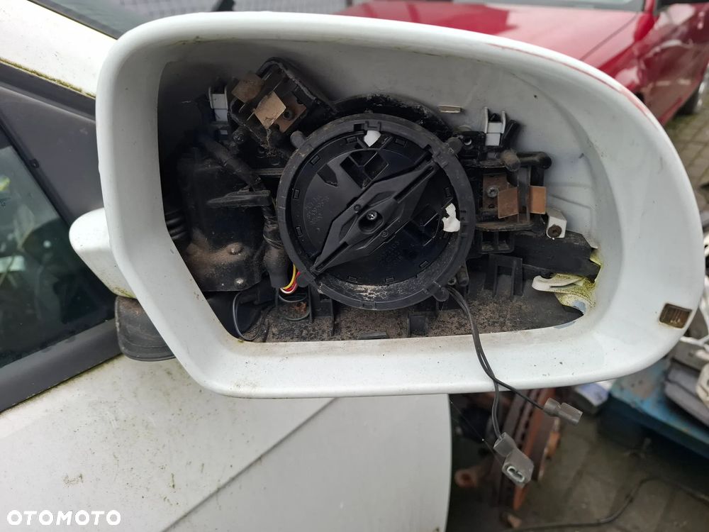 AUDI A3 8P LIFT 08-12r 3 DRZWI LY9C LUSTRO PRAWE 8 PIN EUROPA - 3