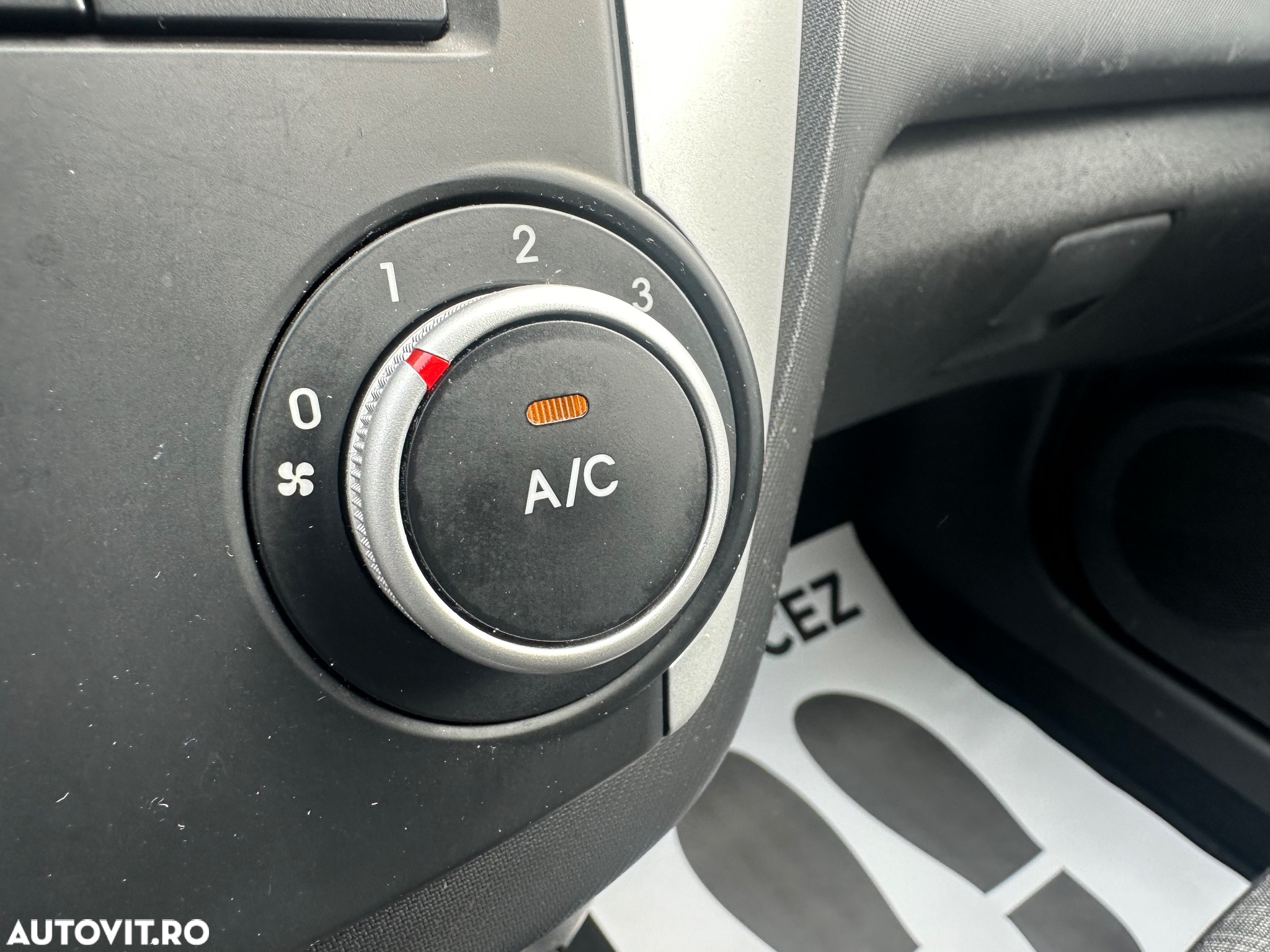 Kia Ceed - 13