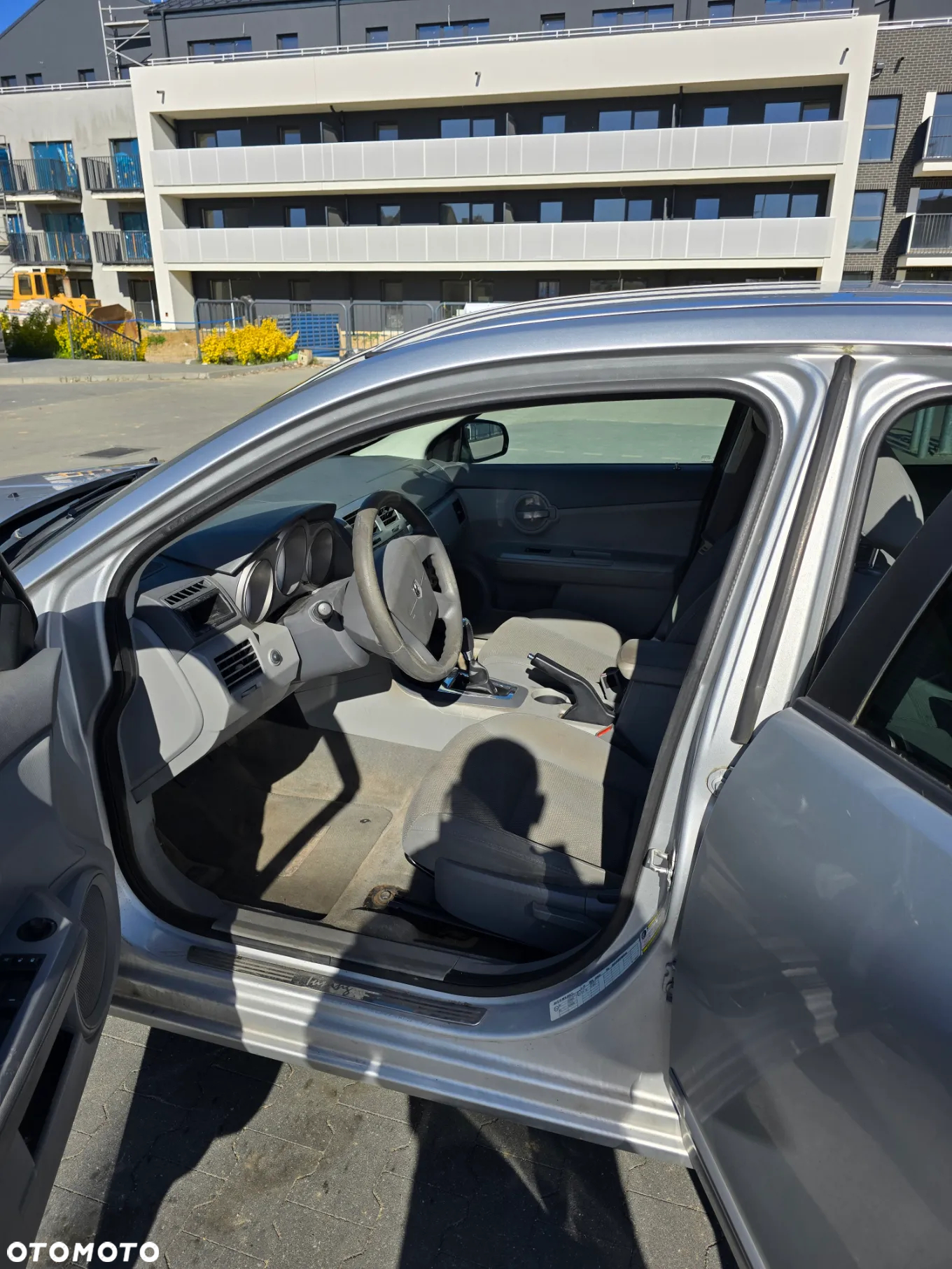 Dodge Avenger 2.0 SE - 14