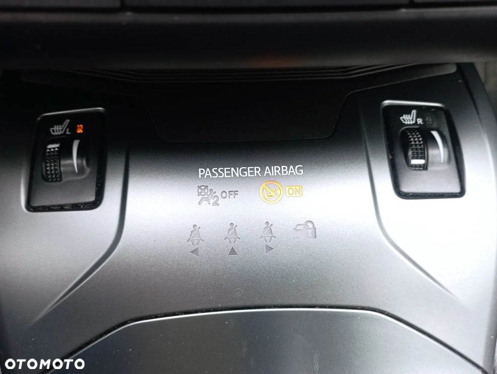 Toyota Avensis 2.0 Prestige MS - 17