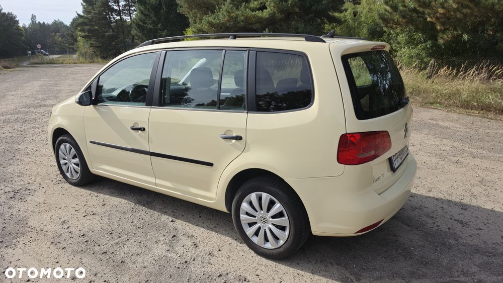 Volkswagen Touran - 8