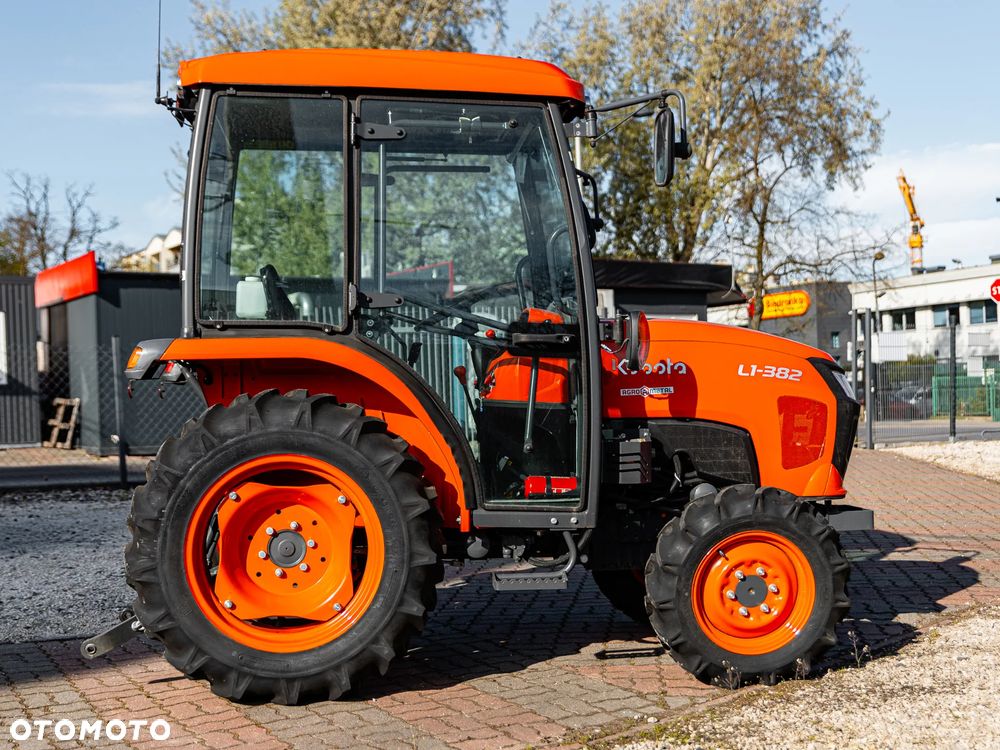 Kubota L1-382 - 4