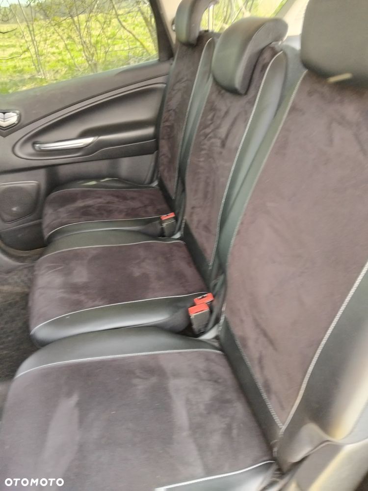 Ford S-Max 2.0 TDCi DPF Titanium - 9