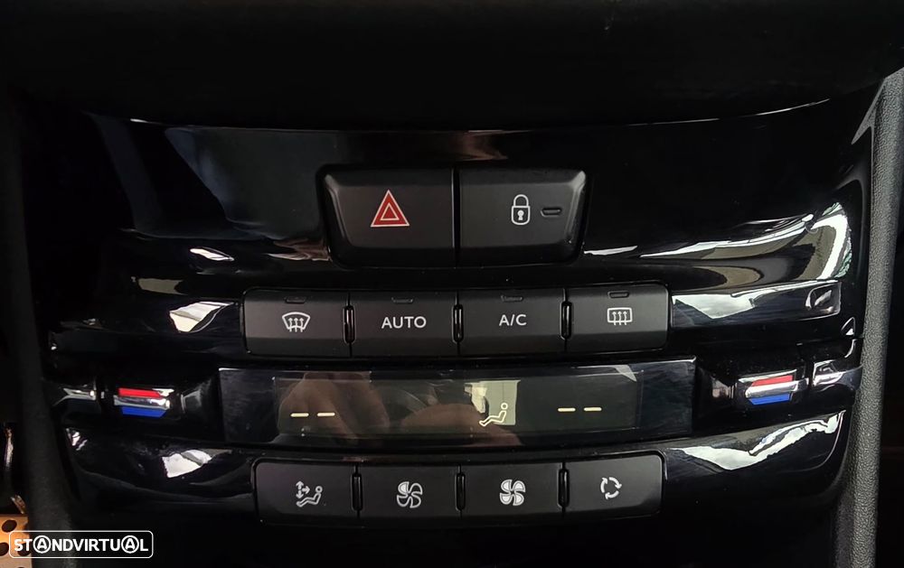 Peugeot 2008 1.2 PureTech Crossway EAT6 - 21