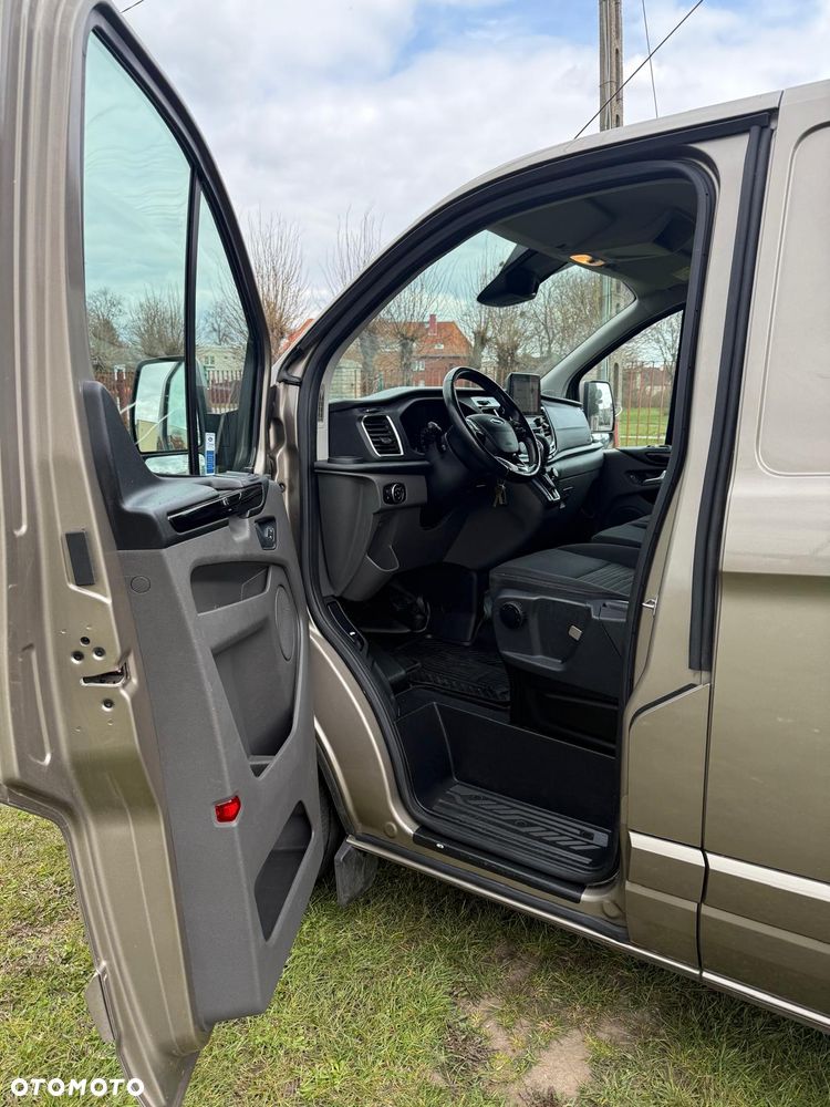 Ford TRANSIT CUSTOM - 8