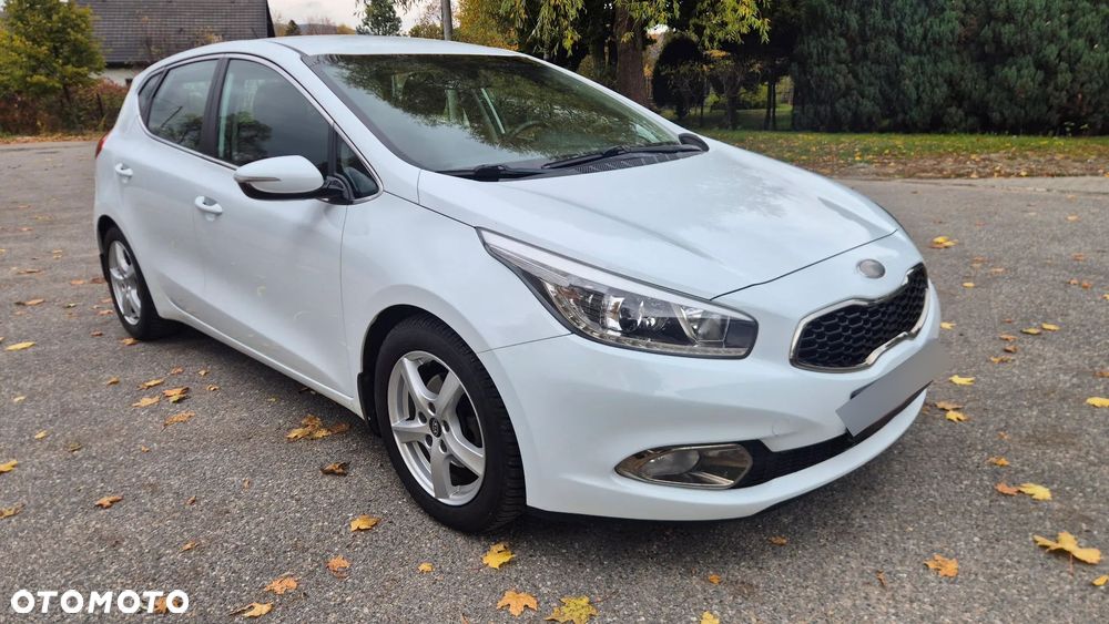 Kia Ceed 1.4 CRDi 90 Vision - 4