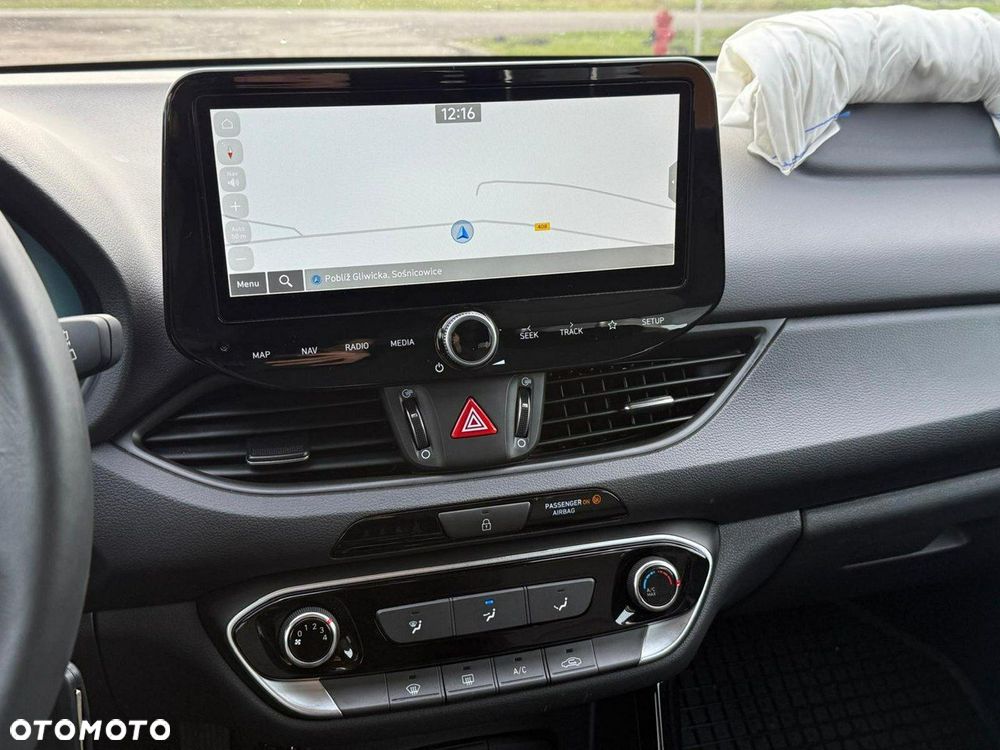 Hyundai i30 1.5 DPI Comfort - 24