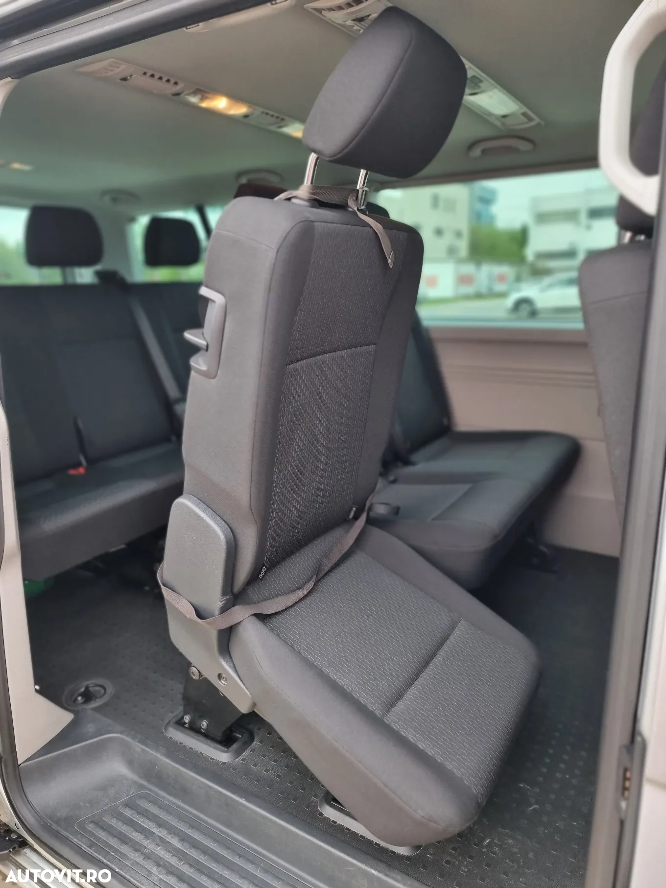 Volkswagen Caravelle T6 2.0 TDI KR Comfortline DSG - 12