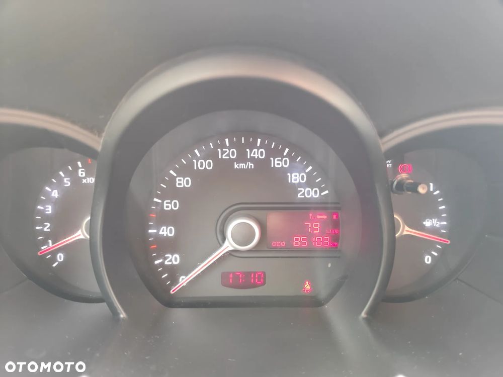 Kia Picanto 1.0 L - 8