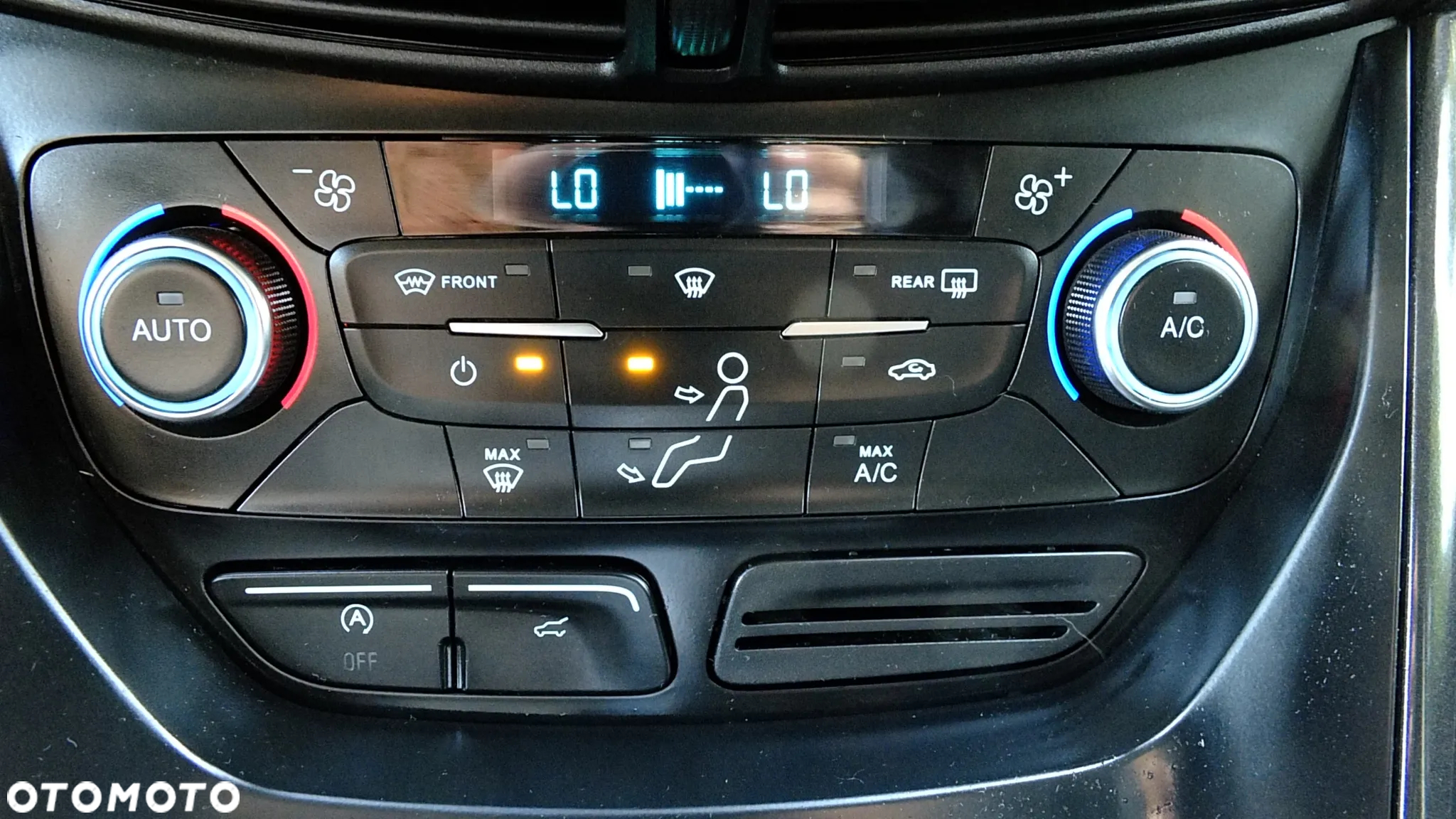 Ford Kuga 1.5 EcoBoost FWD Edition ASS MMT6 - 26