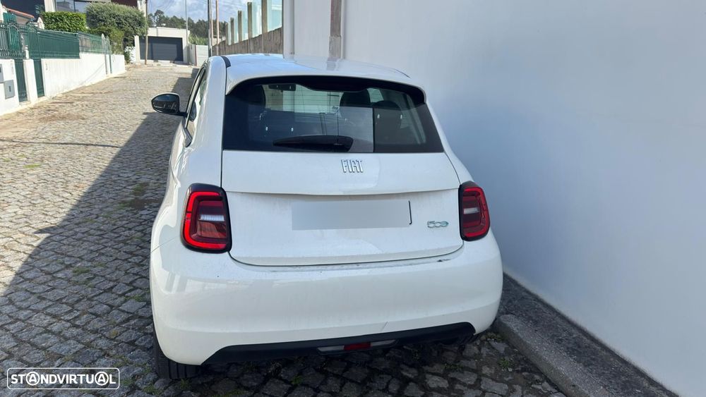 Fiat 500e Icon - 11