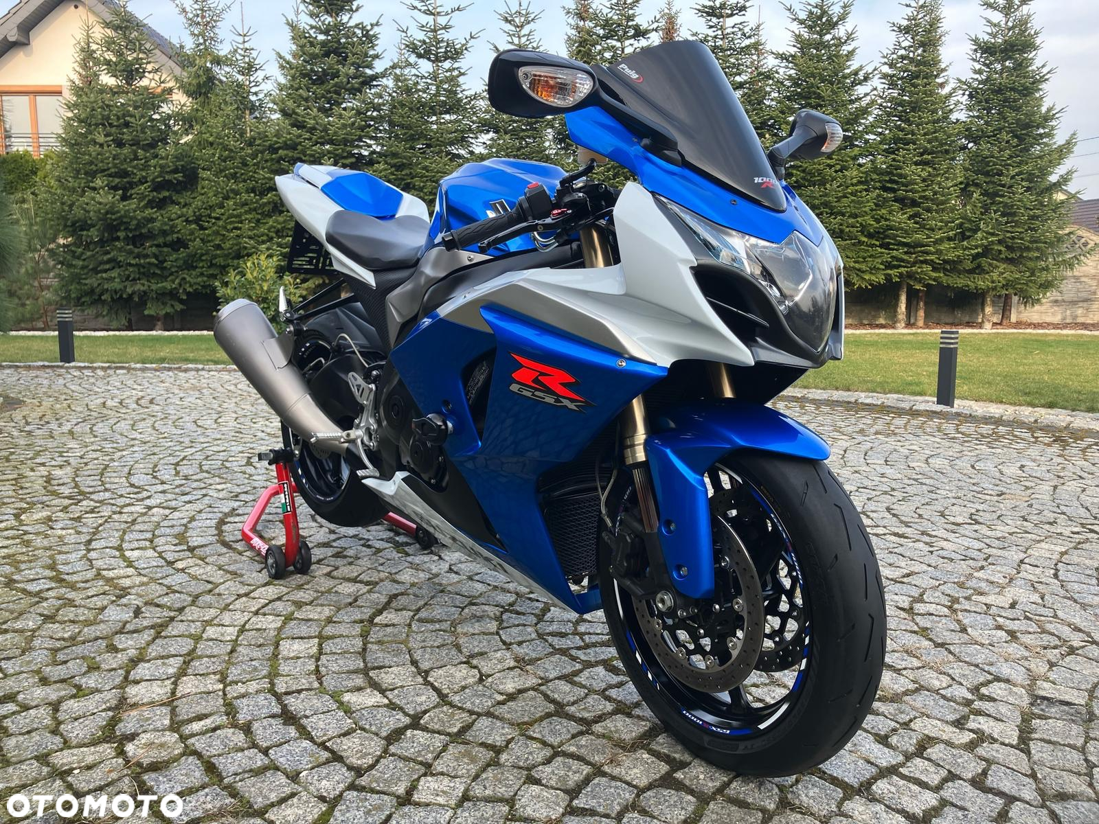 Suzuki GSX-R - 4