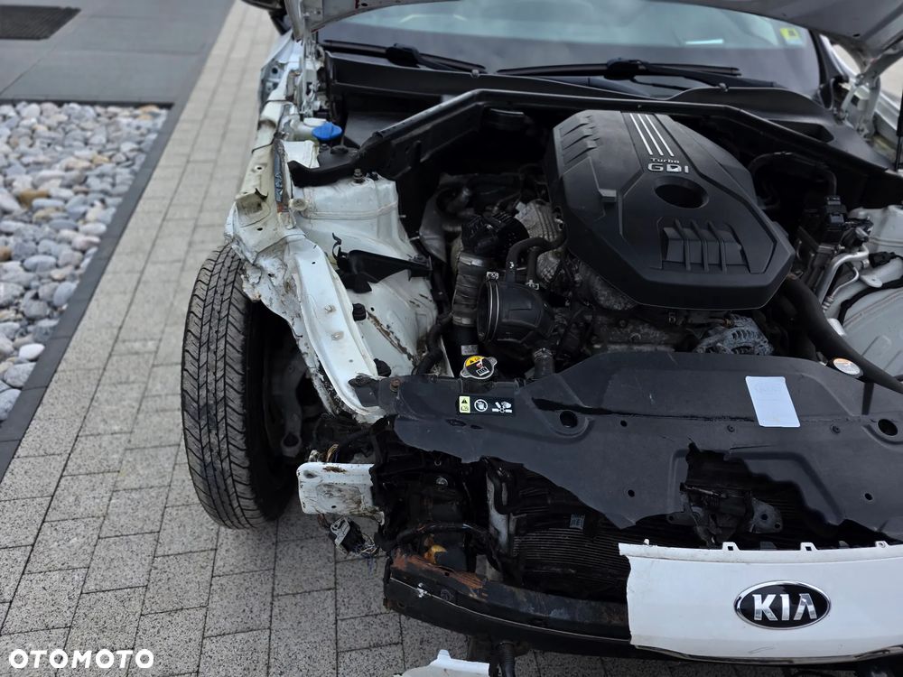 Kia Stinger 2.0 T-GDI XL - 14