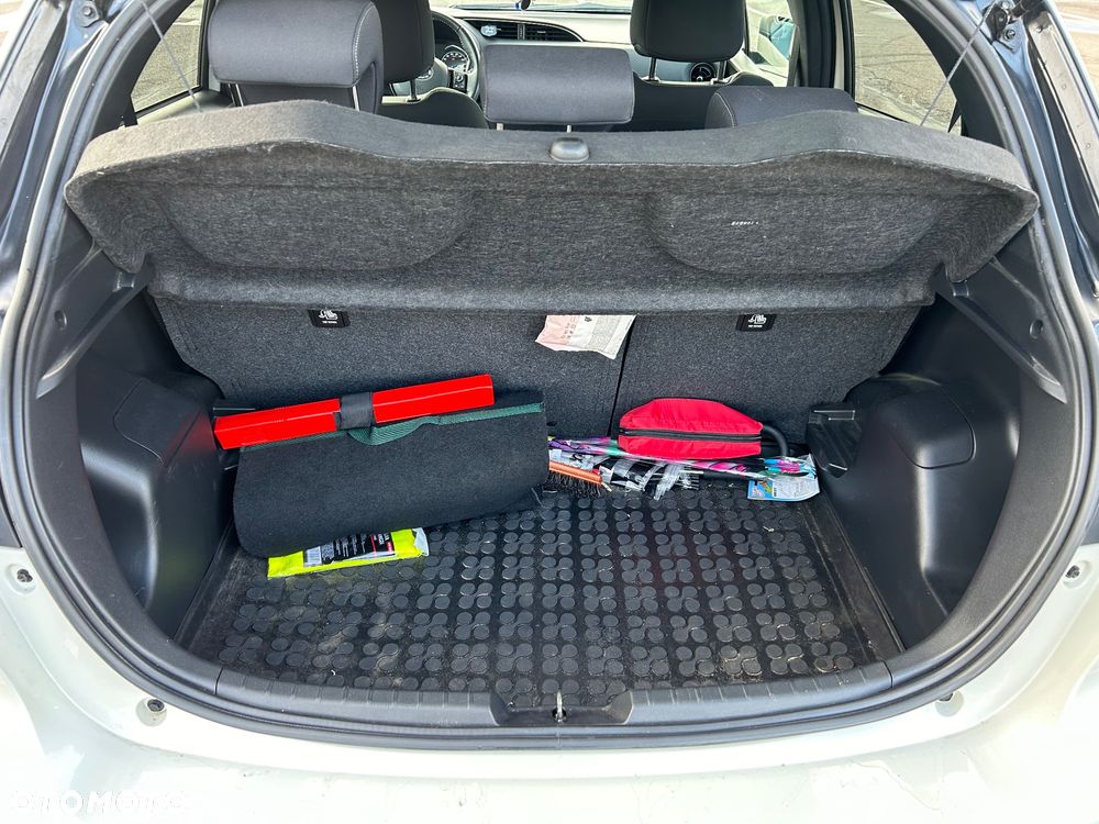 Toyota Yaris 1.5 Selection - 23
