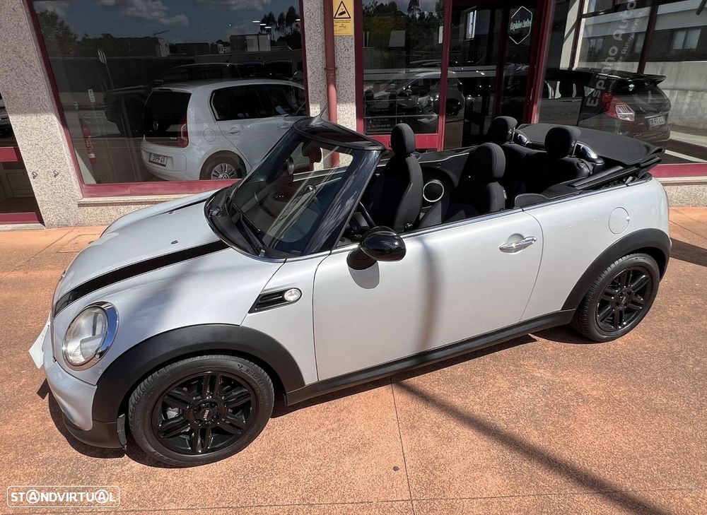 MINI Cabrio Cooper D - 8