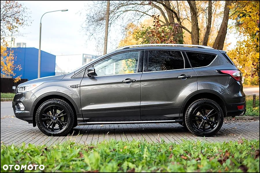 Ford Kuga - 3