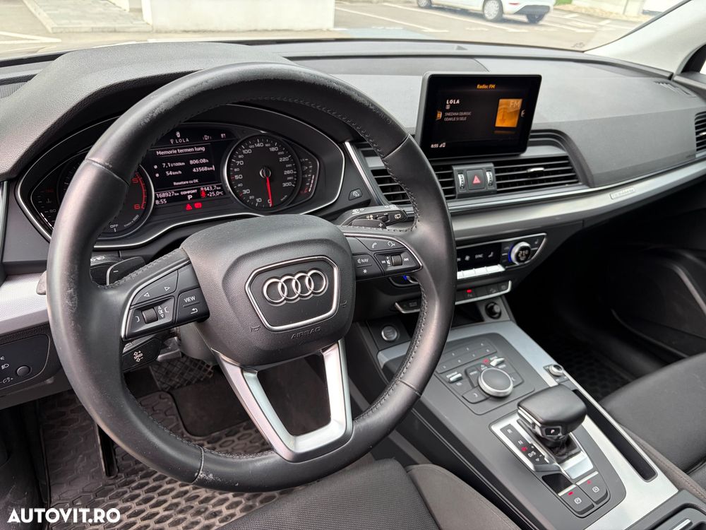 Audi Q5 40 TDI quattro S tronic MHEV Advanced - 8