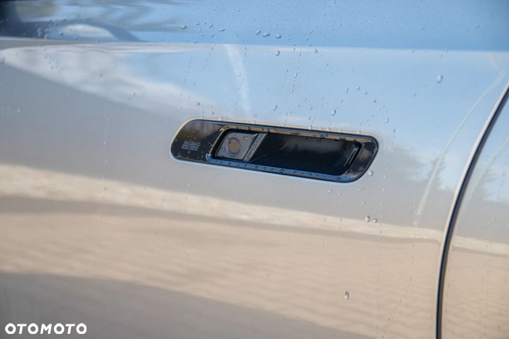 BMW Seria 7 - 9