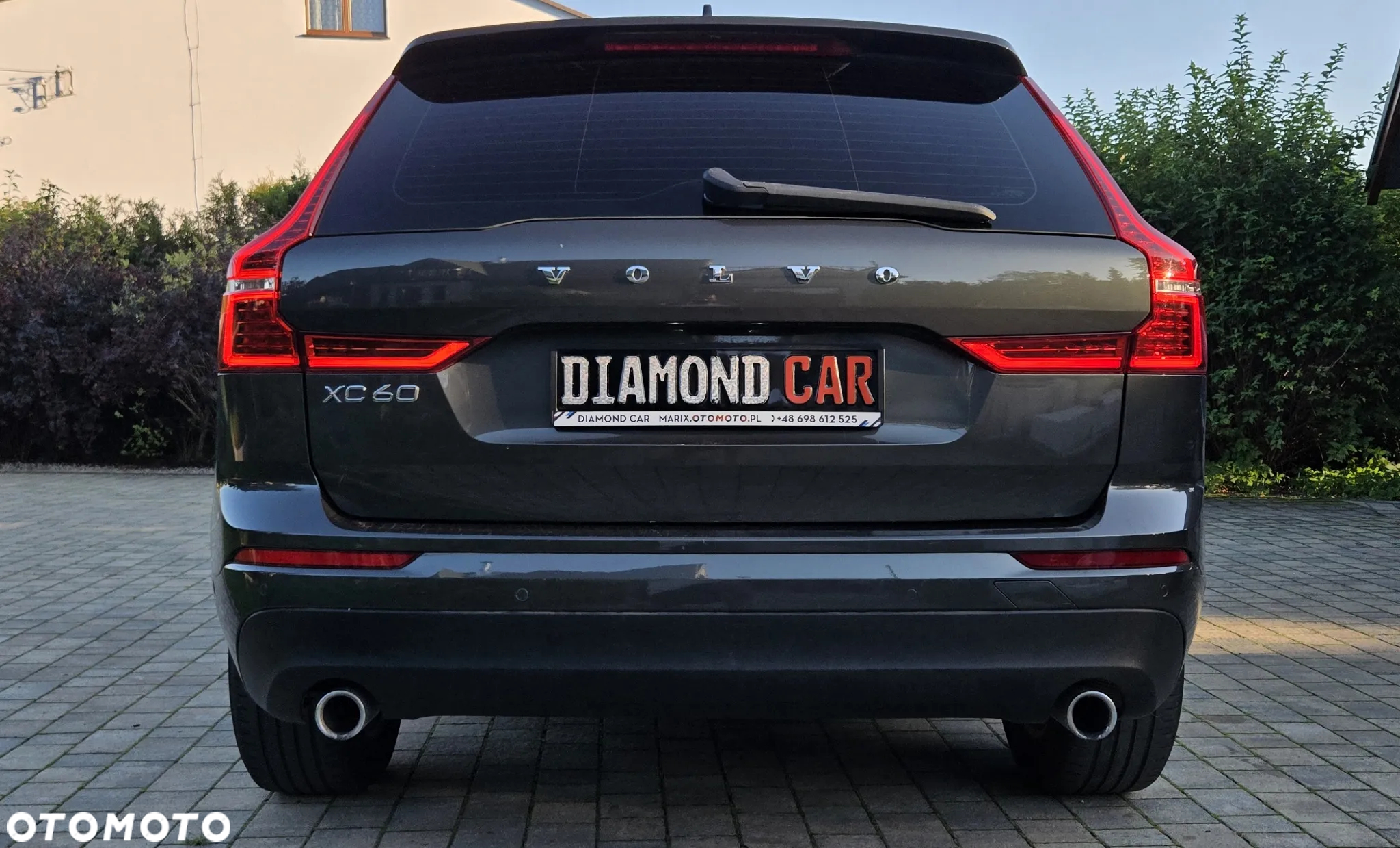 Volvo XC 60 D4 Momentum Pro - 18