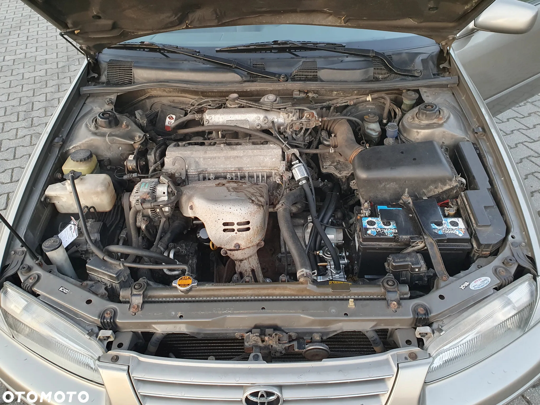 Toyota Camry 2.2 GL - 18