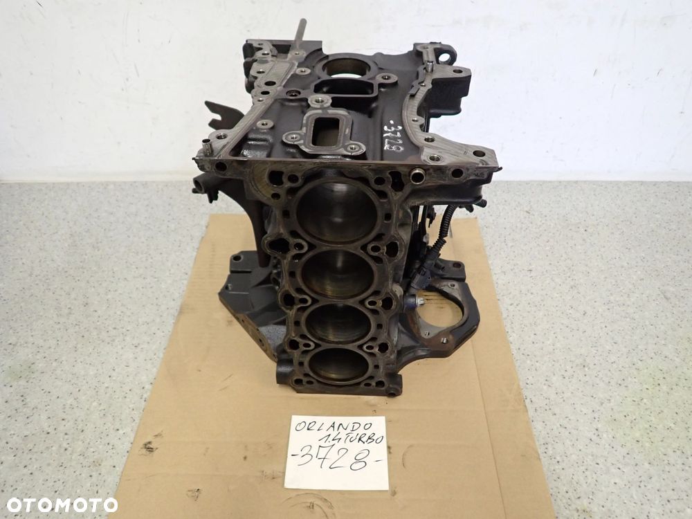 CHEVROLET ORLANDO 1.4T 10- BLOK SILNIKA - 1