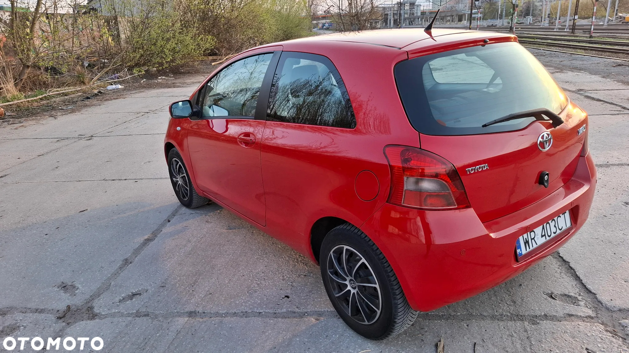 Toyota Yaris 1.3 VVT-i Luna - 6