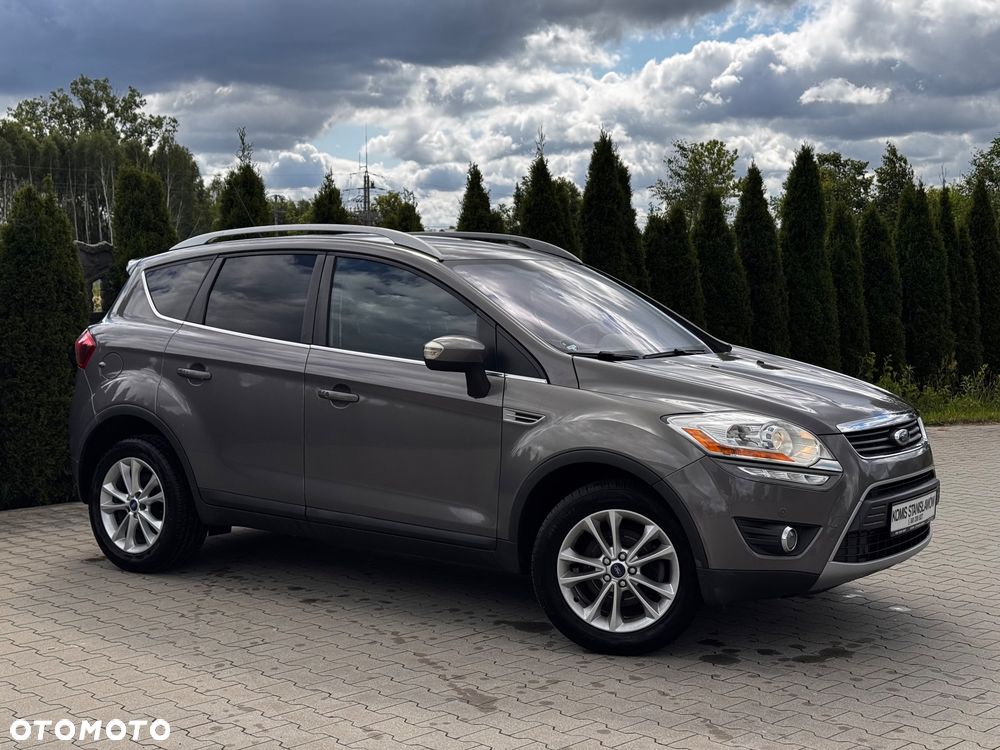 Ford Kuga 2.0 TDCi 2x4 Titanium - 4